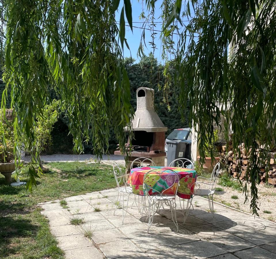 Apartament Cocooning Pujaut Zewnętrze zdjęcie
